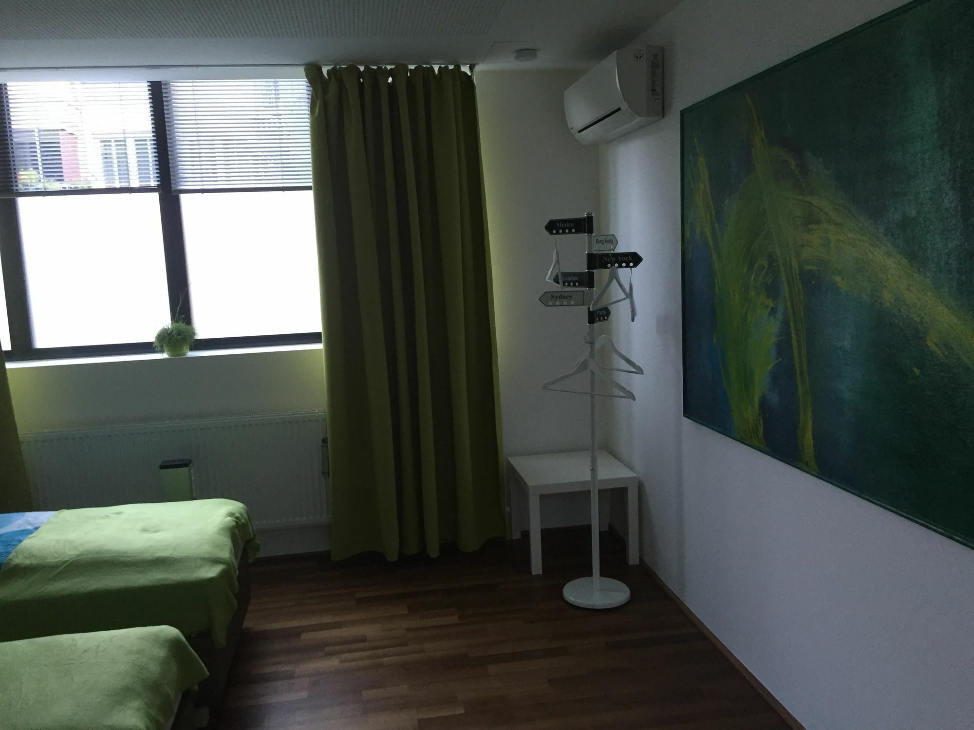 Apartment City